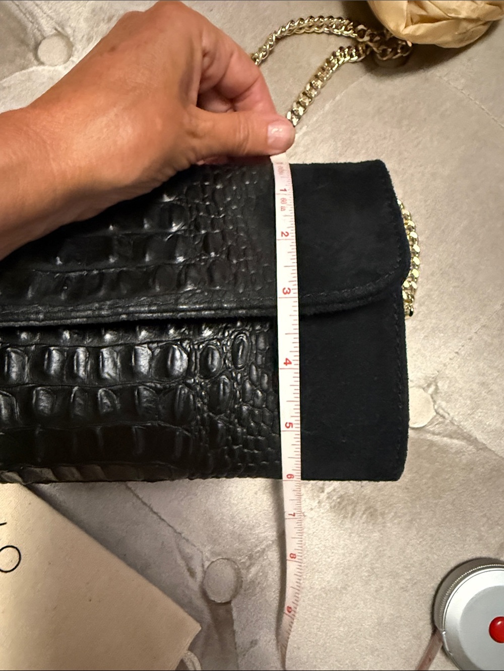House of Harlow 1960 Black Croc-Embossed Suede Clutch with Gold Chain - Picture 8 of 9